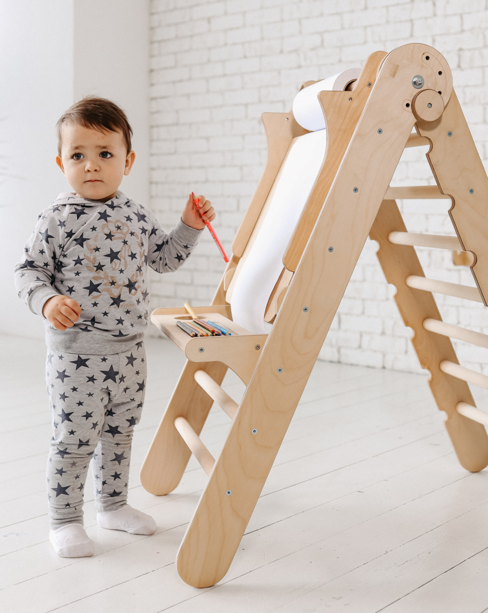 Art Addition to the Triangle Ladder Ladder Accessories Goodevas