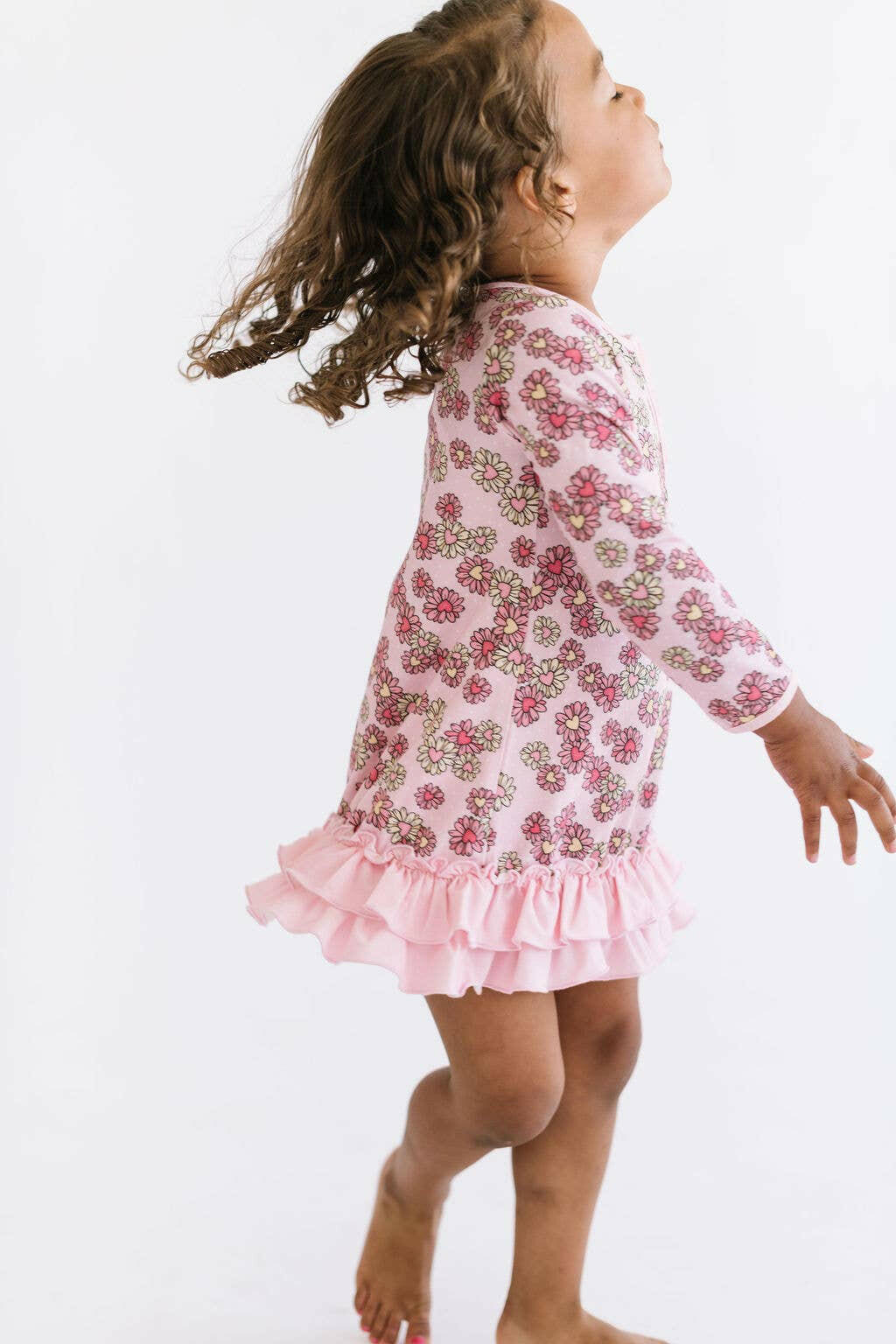 Ruffled Lounge in Wild Daisy Heart Ollie Jay