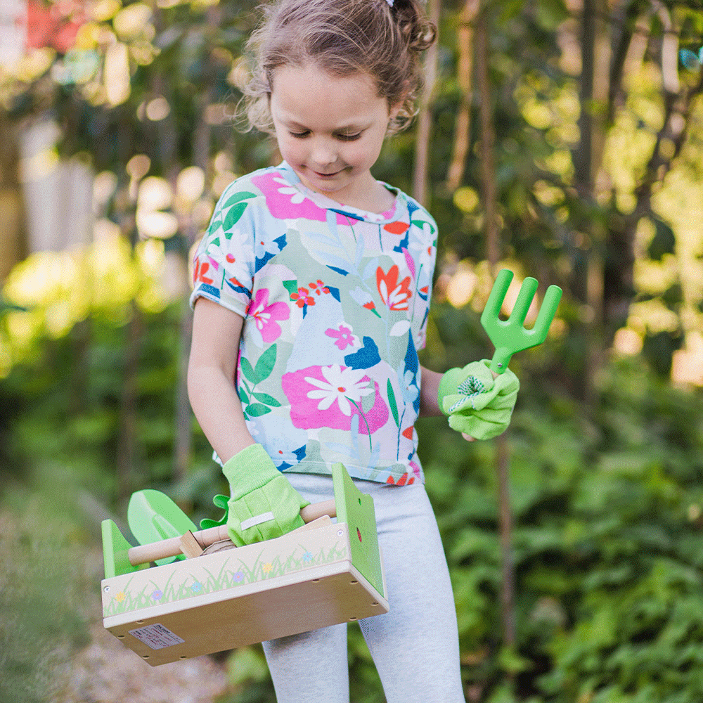 Gardening Caddy by Bigjigs Toys US  Bigjigs Toys US