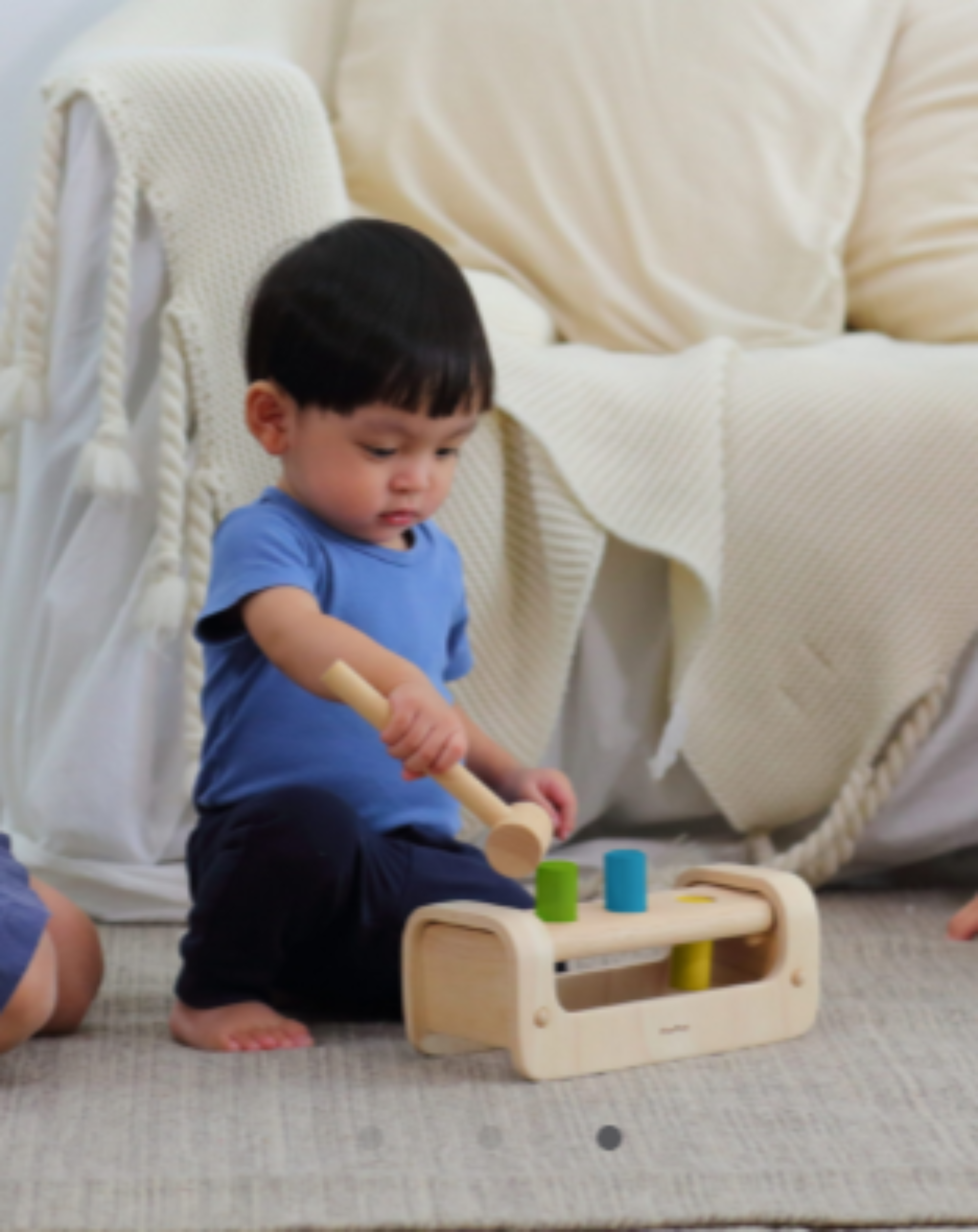 Pounding Bench Baby Toys PlanToys