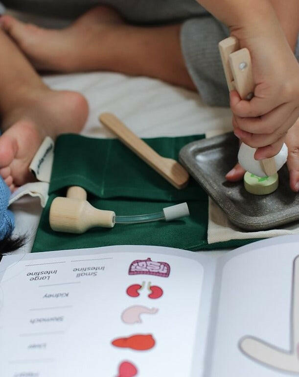 Surgeon Play Set  PlanToys