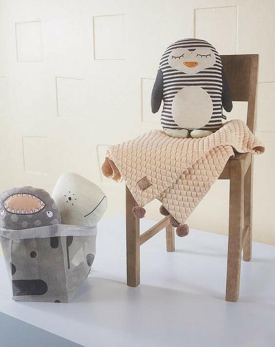 Penguin Pingo Cushion - White / Black Stuffies OYOY