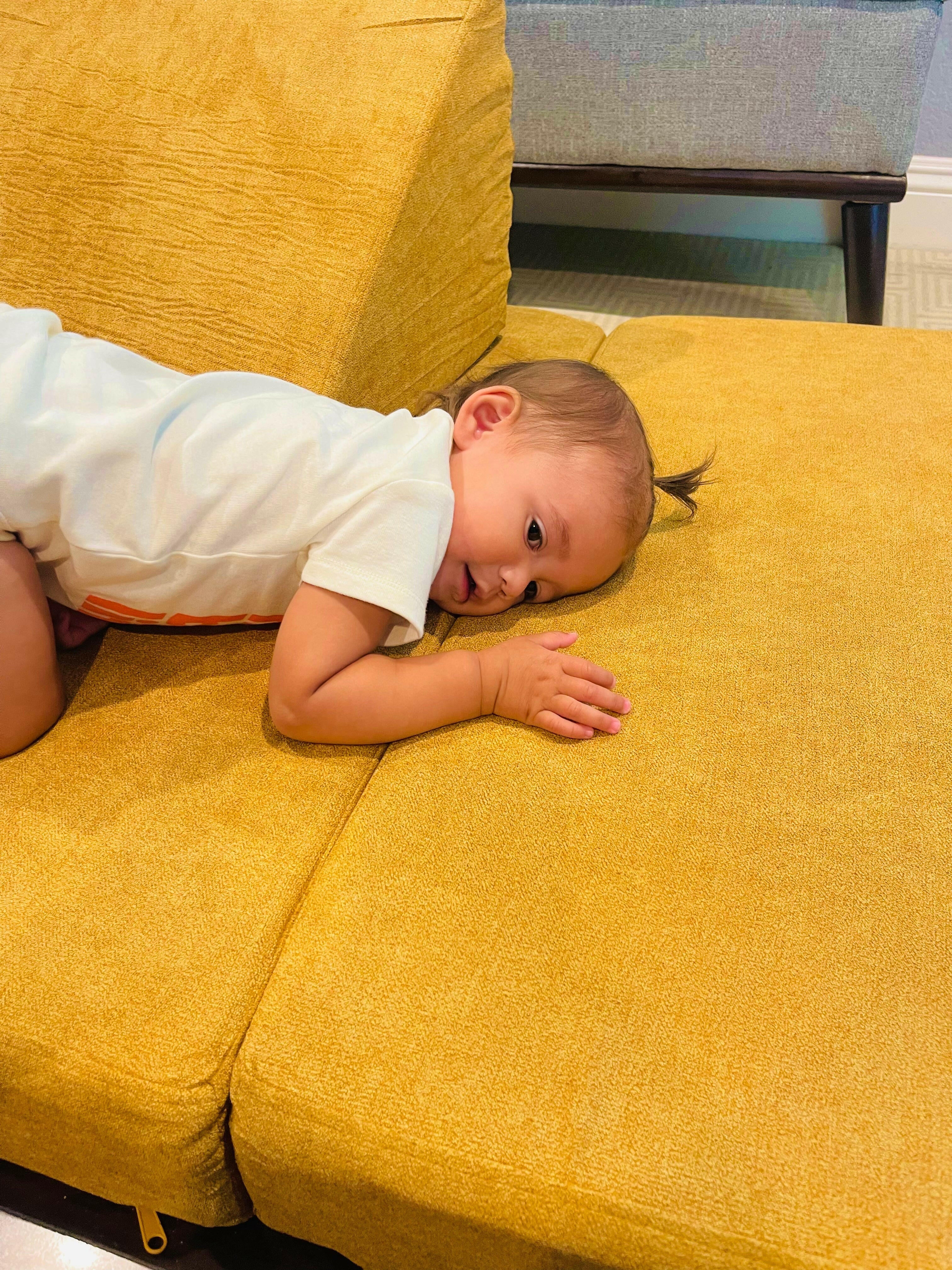 Double Kozy Couch Couch iloveplum