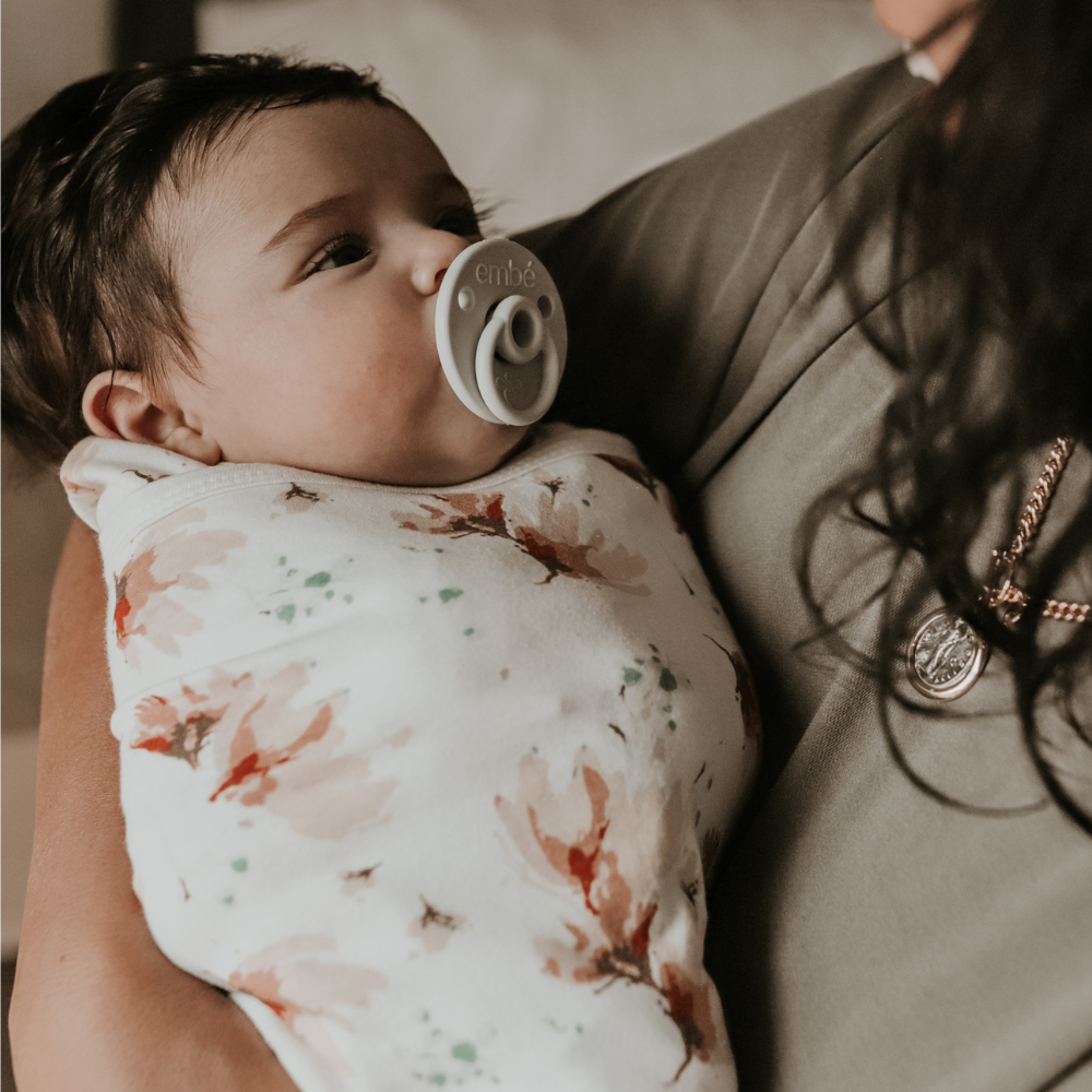 Binnie® Retractable Pacifier Pacifiers & Teethers embé®