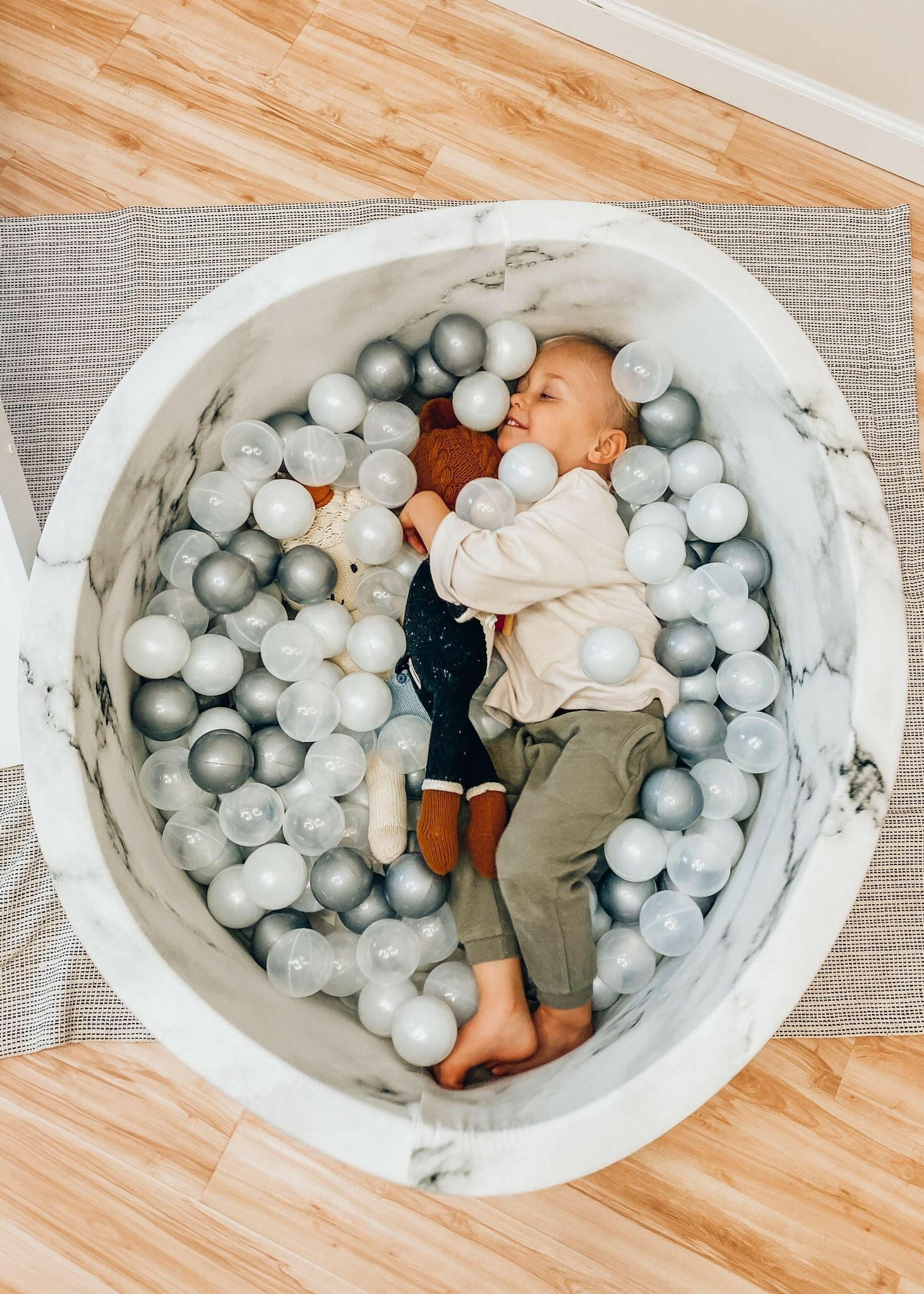 Luxurious Marble Ball Pit + 200 Pit Balls Ball Pit Bundles Little Big Playroom