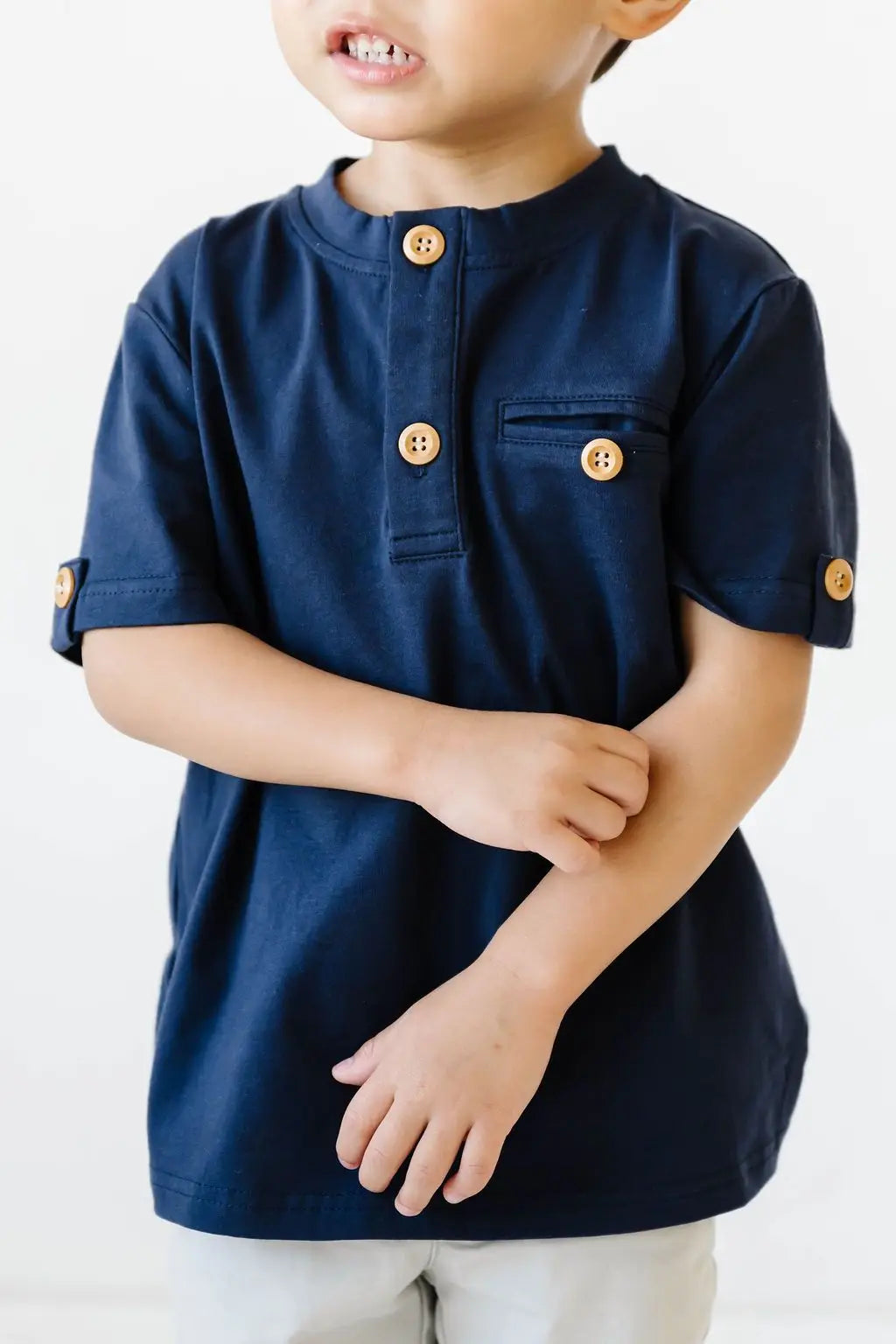 Alex Tee in Navy Ollie Jay
