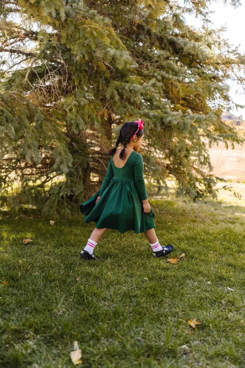 Gwendolyn Dress in Evergreen Ollie Jay