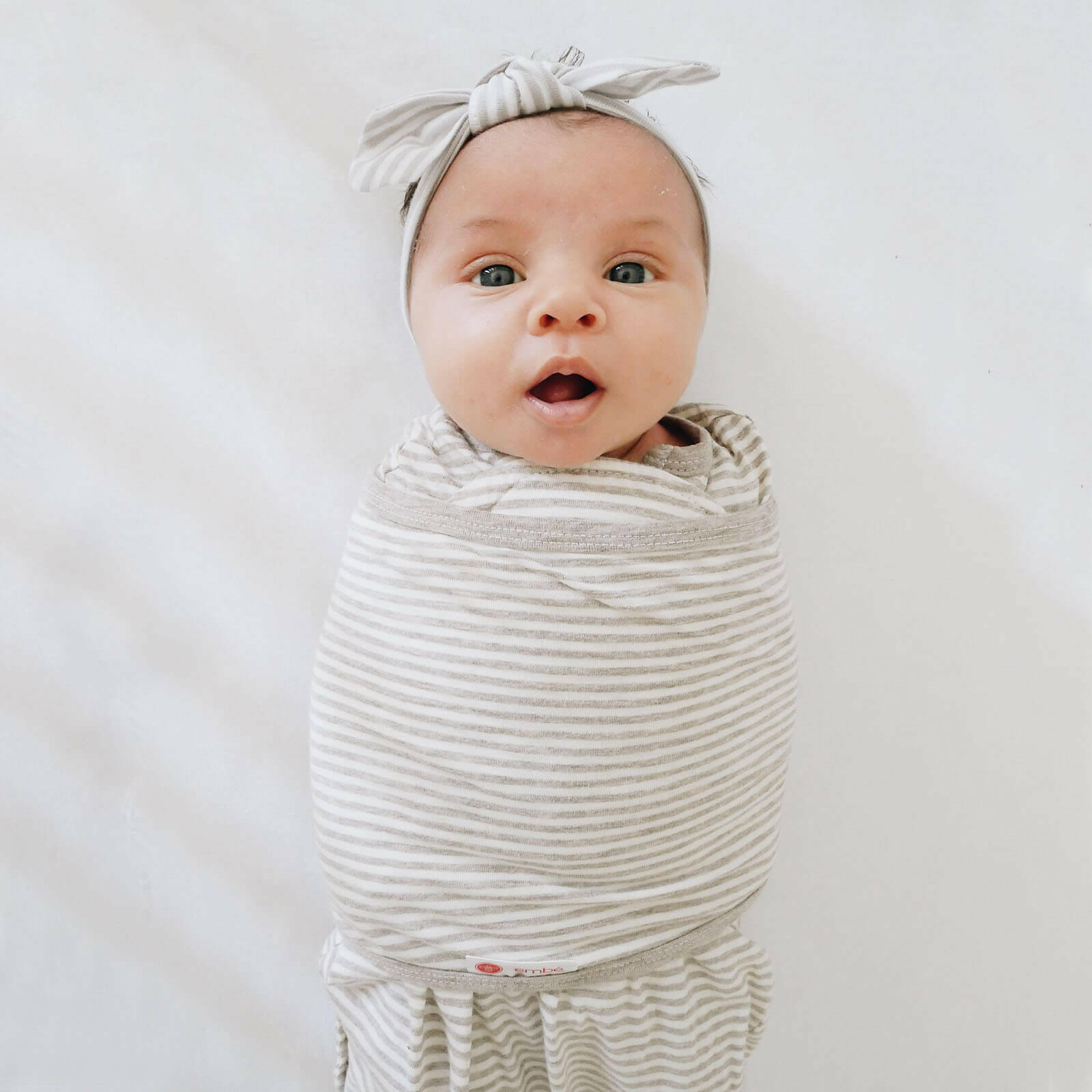 Headband and Long Sleeve Swaddle Sack Bundle Swaddling Blankets embé®