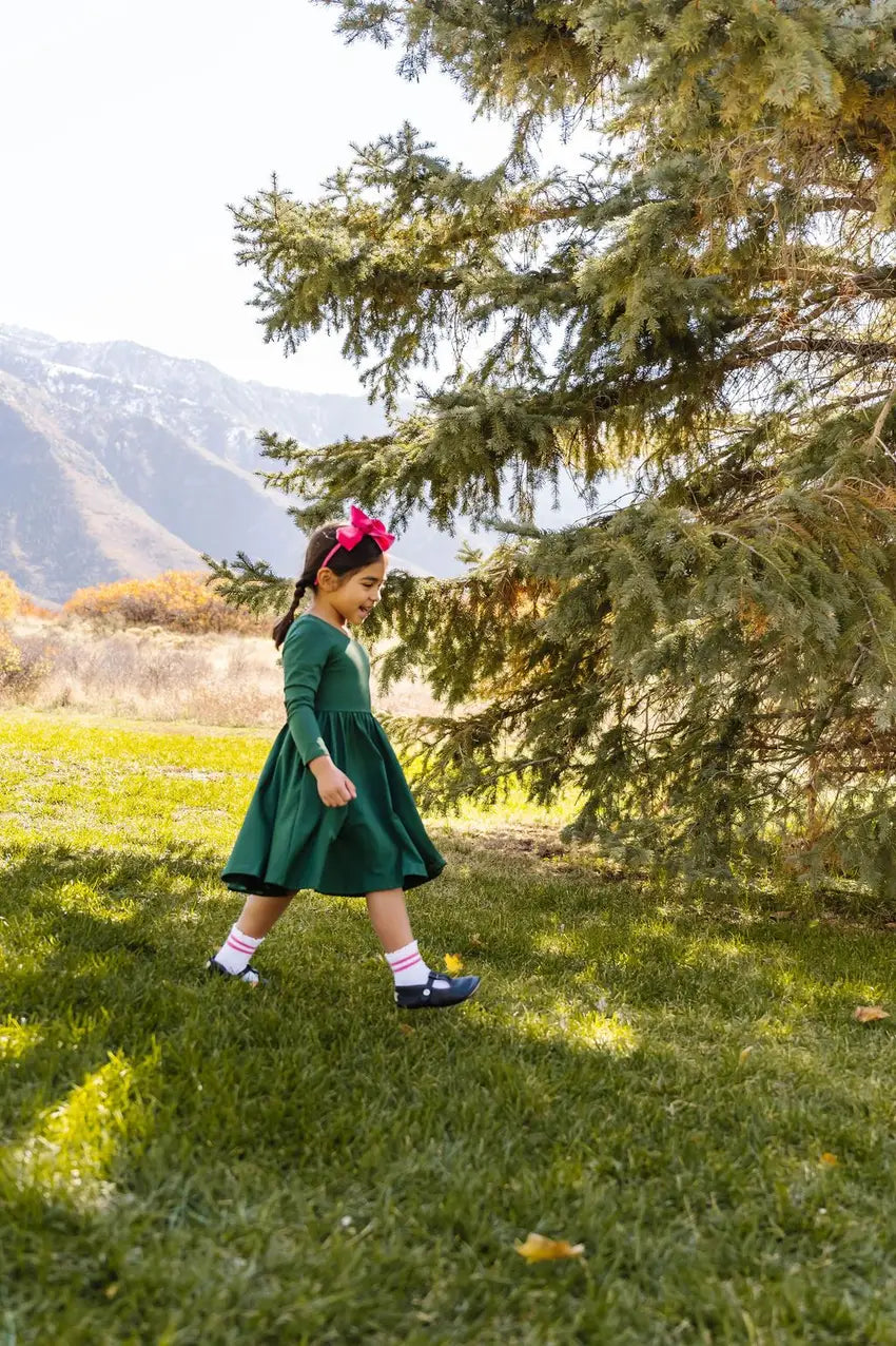 Gwendolyn Dress in Evergreen Ollie Jay