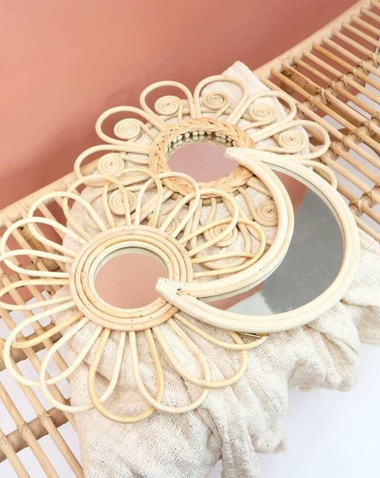 KACA BULAN Moon Mirror Nursery Decor Kleine Tijntje