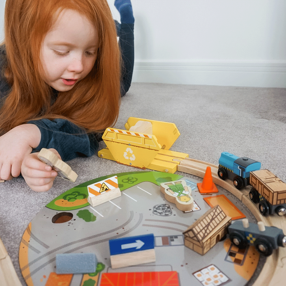 Construction Train Set by Bigjigs Toys US Bigjigs Toys US