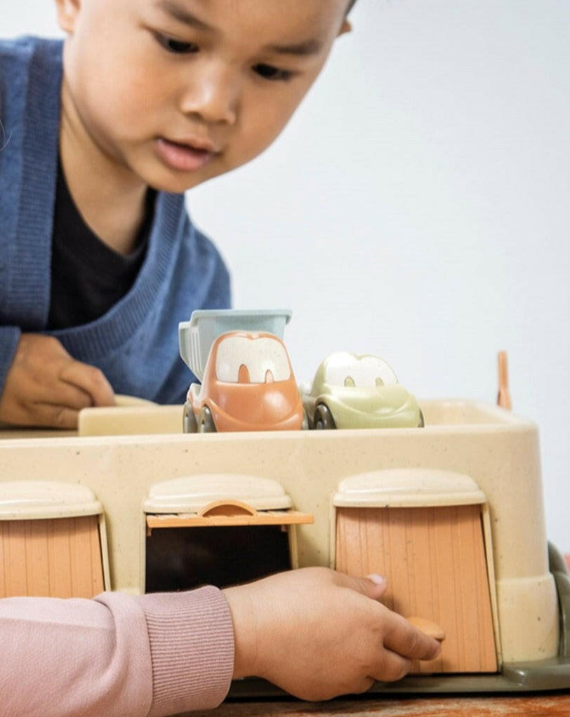 Bio Garage with 3 Cars Kids Toys Dantoy
