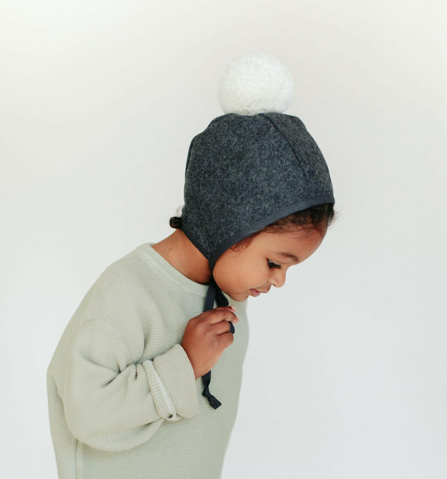 Charcoal Pom Bonnet Cotton-Lined Bonnets Briar Baby®