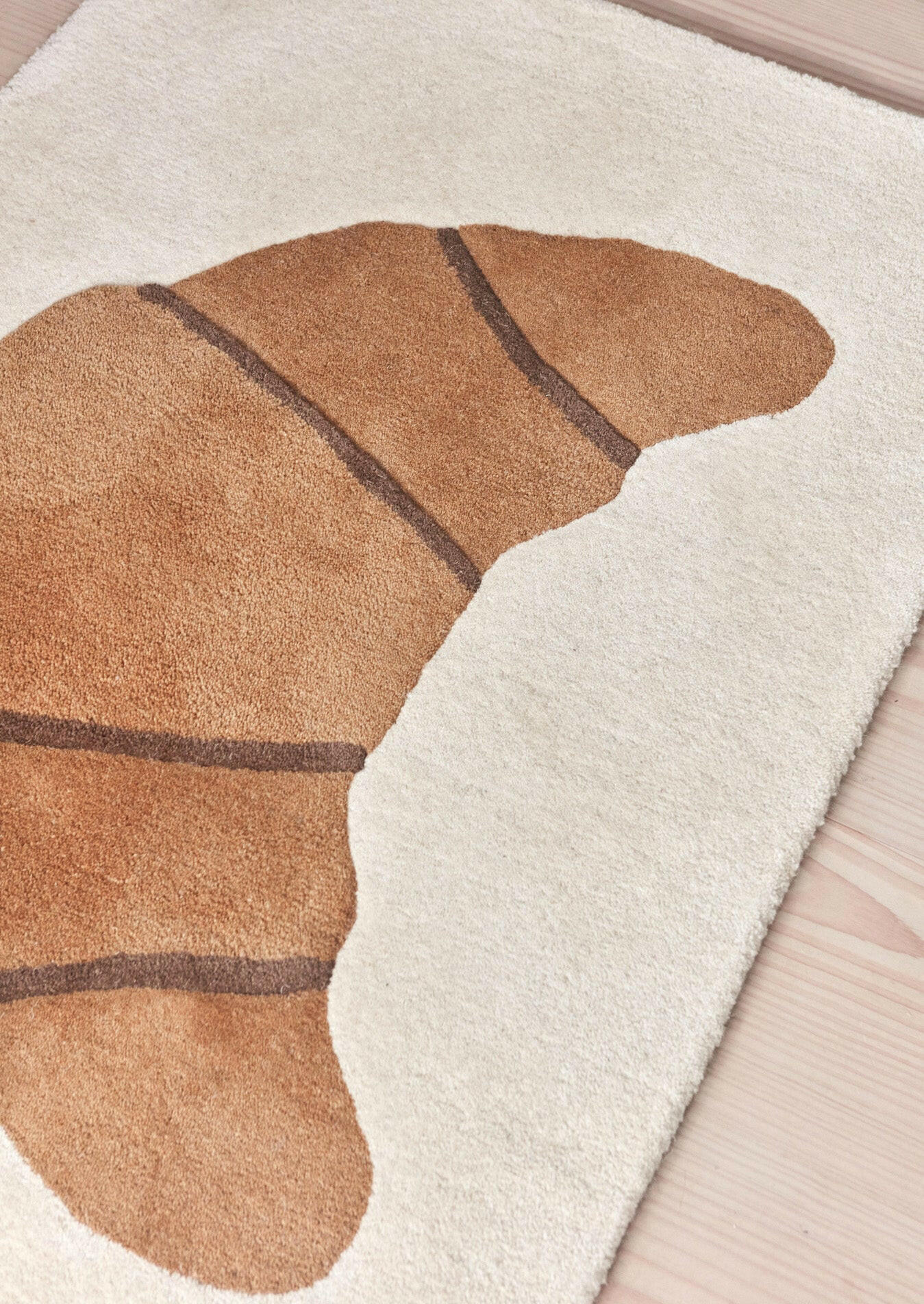 Croissant Tufted Rug OYOY