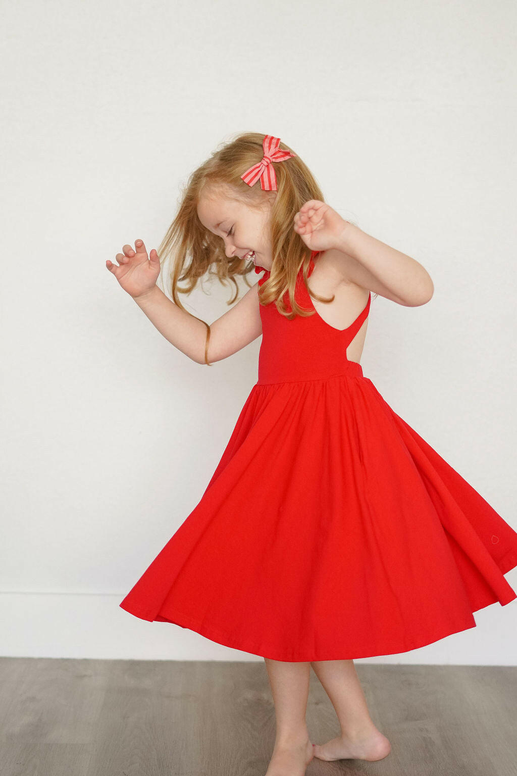 Rosita in Scarlet Ollie Jay