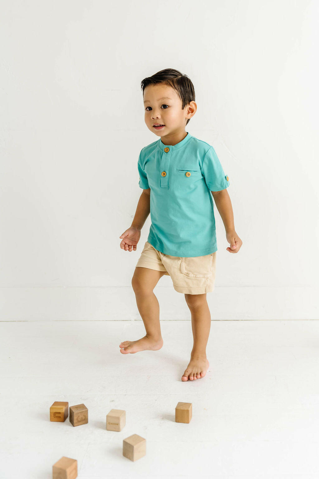 Alex Tee in Waterfall shirts Ollie Jay