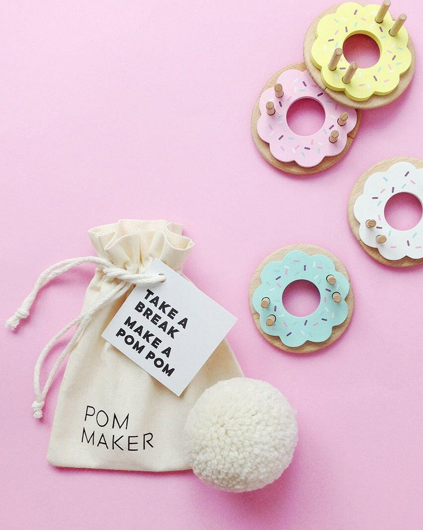 Donut Pom Makers Pom Maker