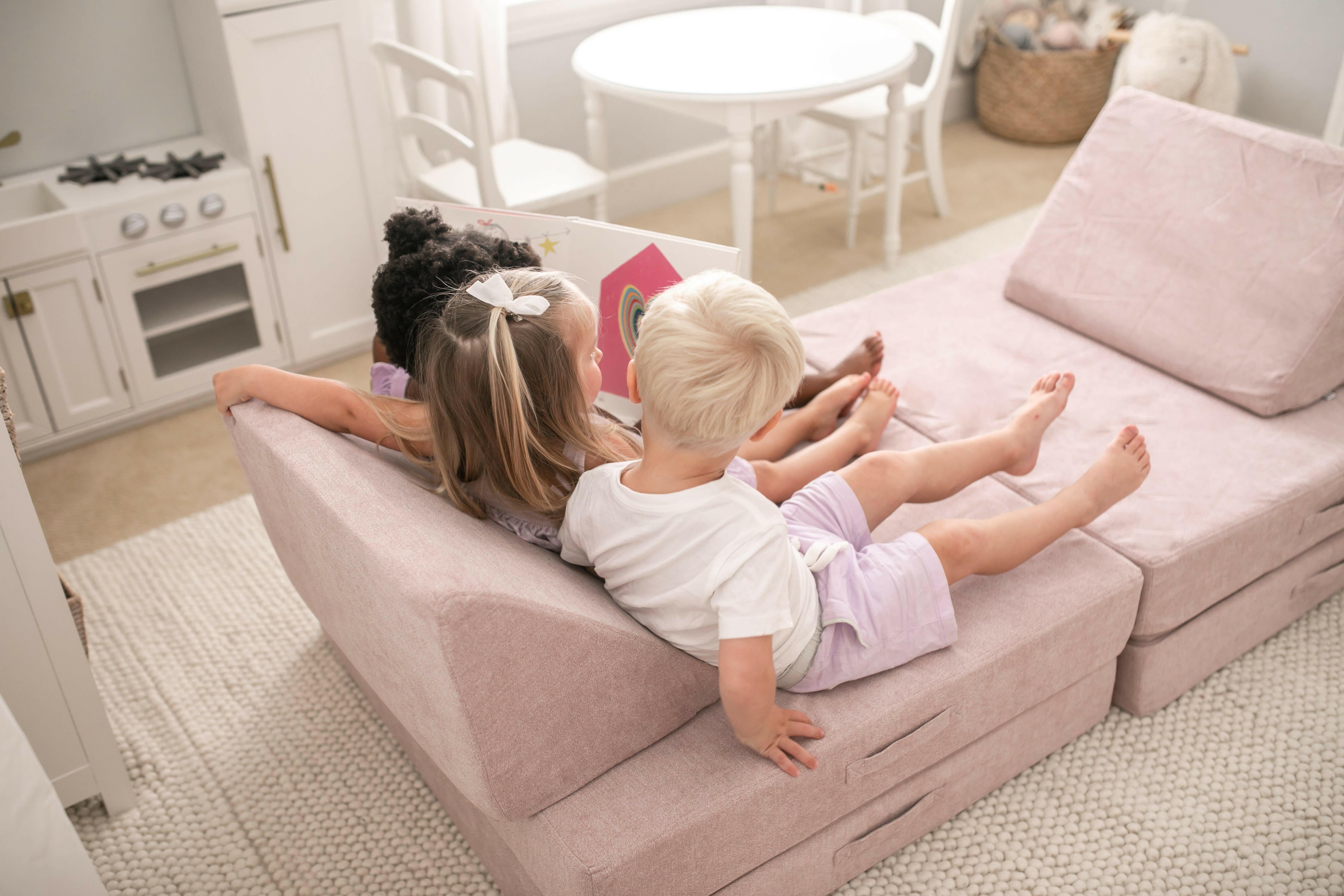 Double Kozy Couch Couch iloveplum