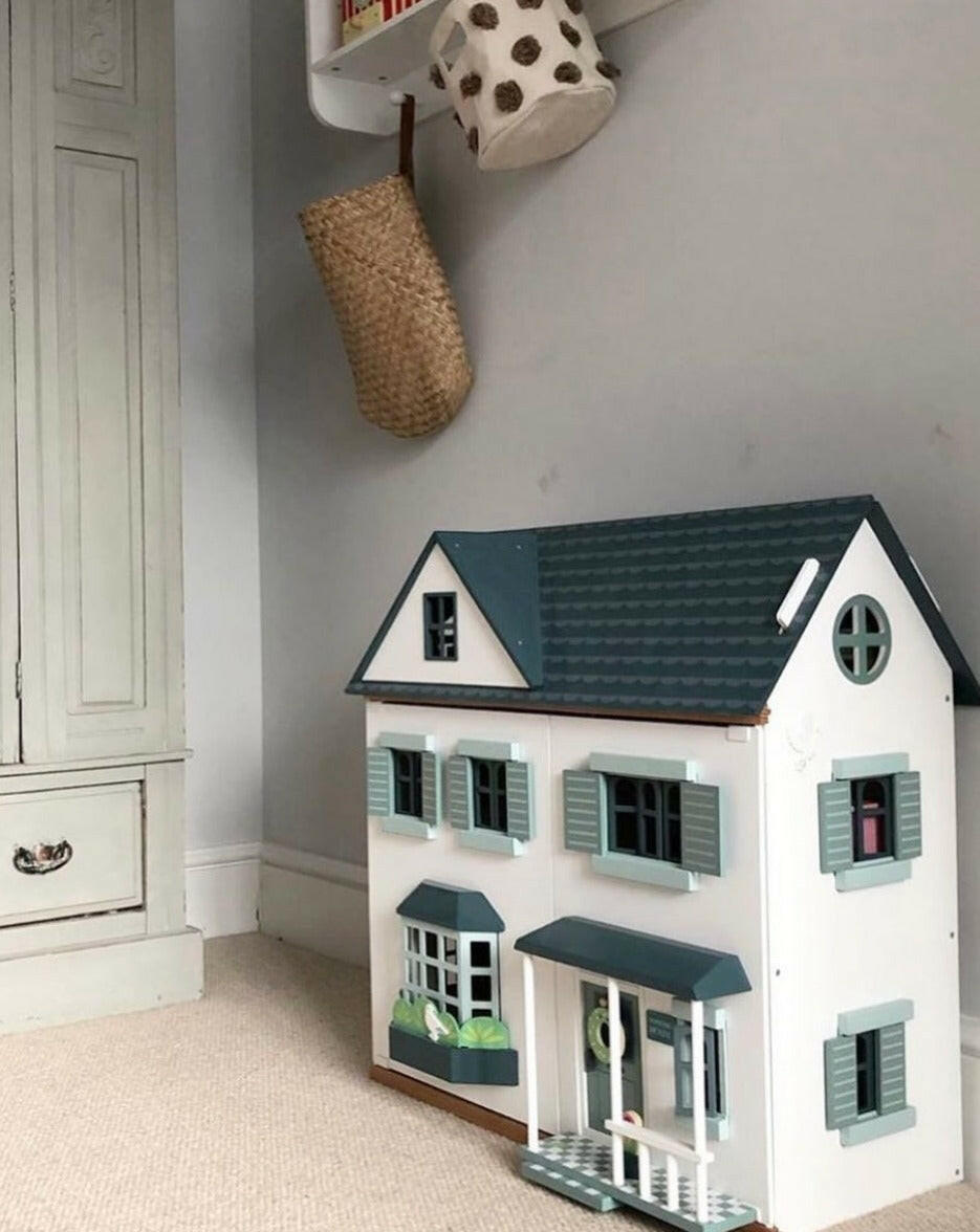 Dovetail House Dollhouses Tender Leaf