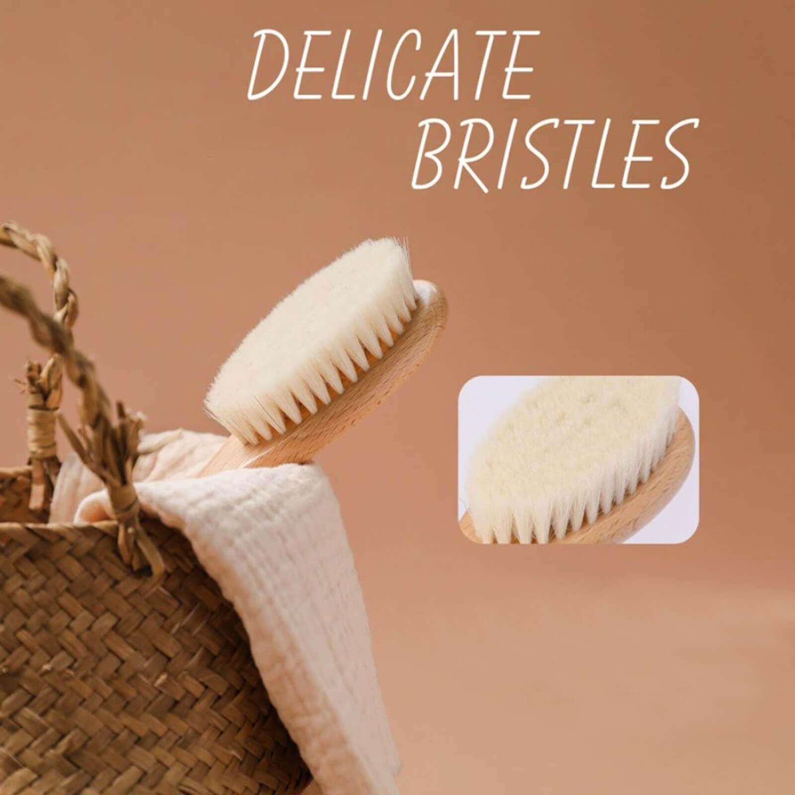 Newborn Wooden Hair Brush embé®