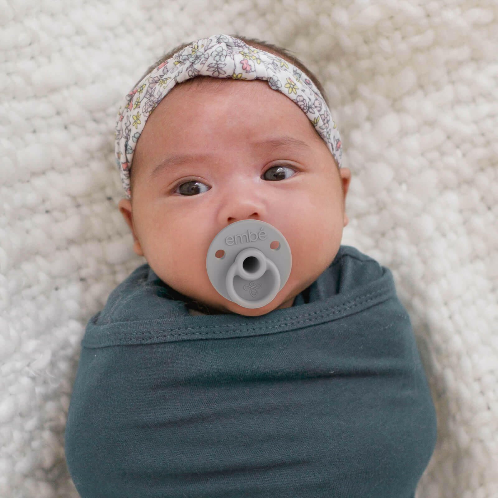 2-Stage Swaddle and Binnie® Bundle 100% Cotton Jersey embé®