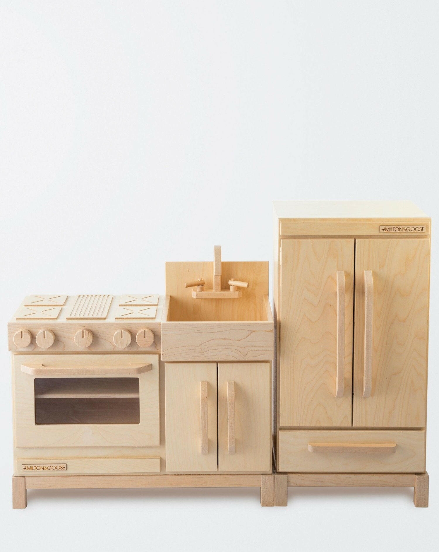 Wooden Play Refrigerator - Natural Kids Toys Milton & Goose