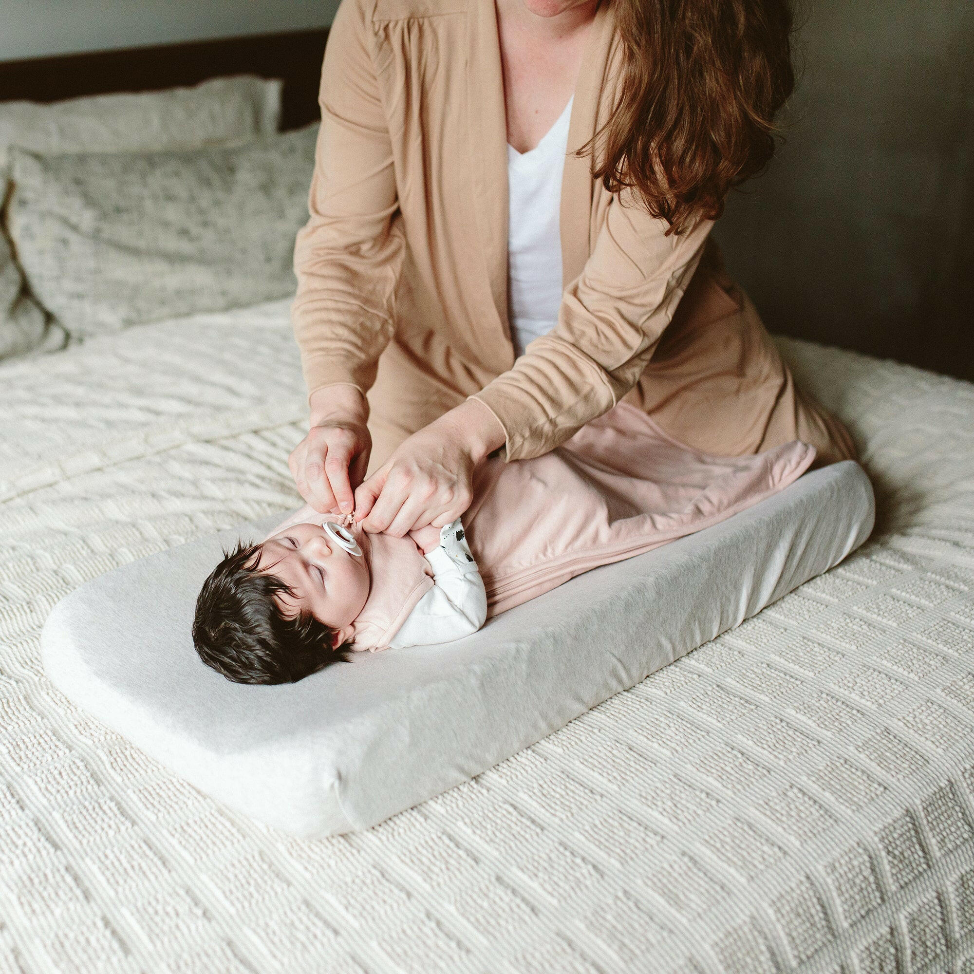 CHANGING PAD COVER | STORM GRAY changing covers goumikids
