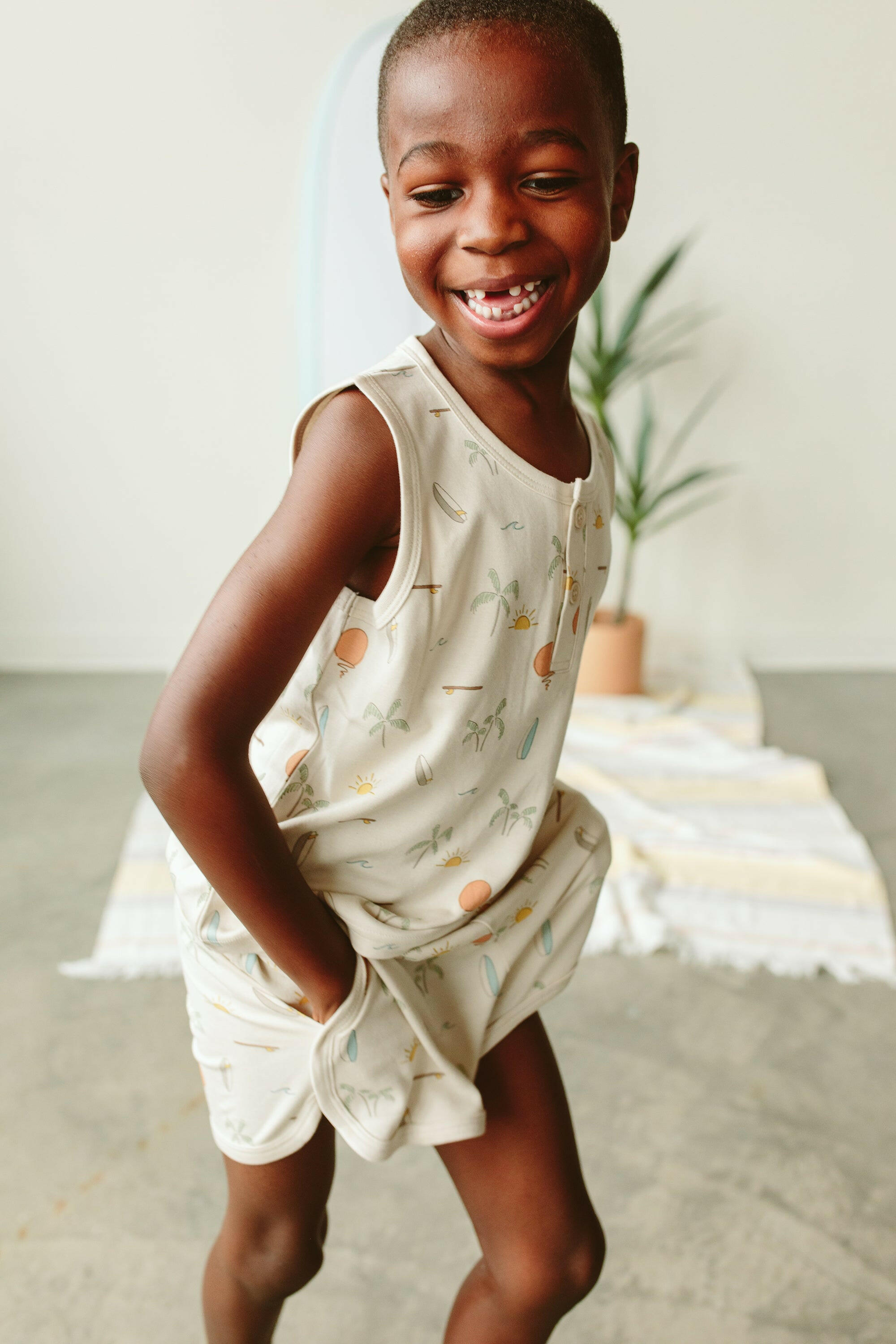 SHORTS | SURF'S UP goumikids