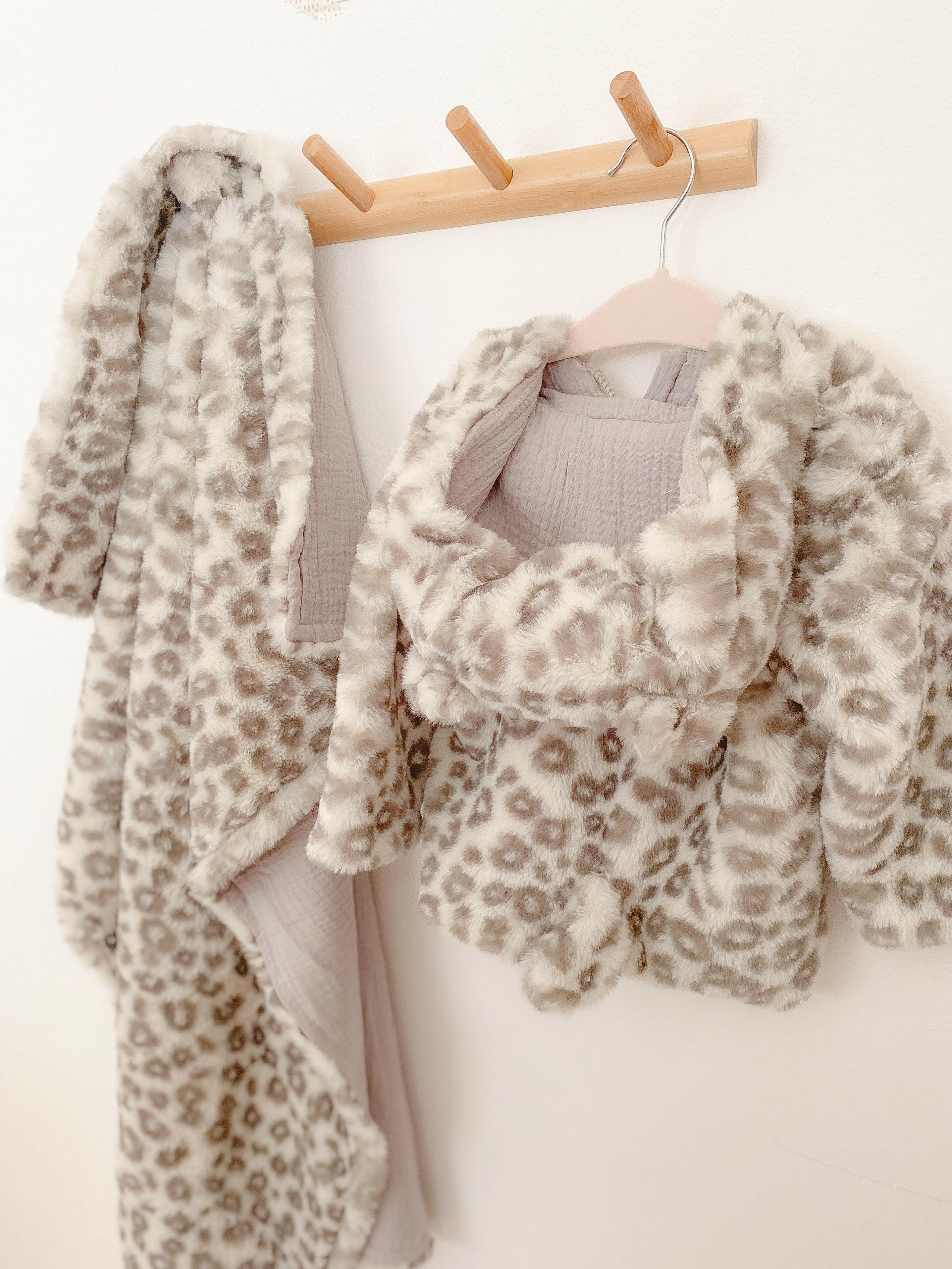 GRAY LEOPARD FAUX FUR BABY BLANKET Blanket MON AMI