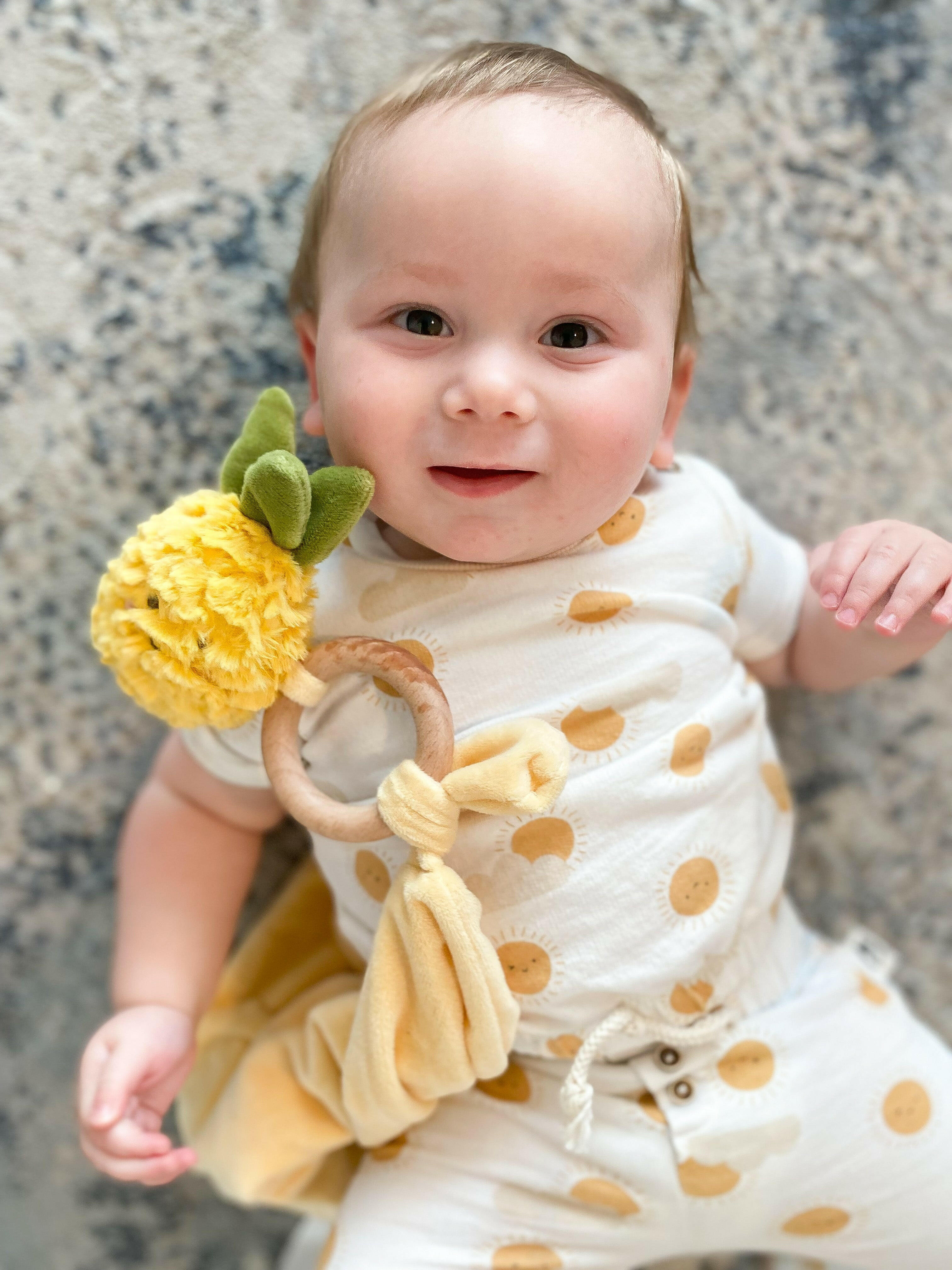 PINA PINEAPPLE WOOD TEETHER SECURITY BLANKIE Security Blankie MON AMI