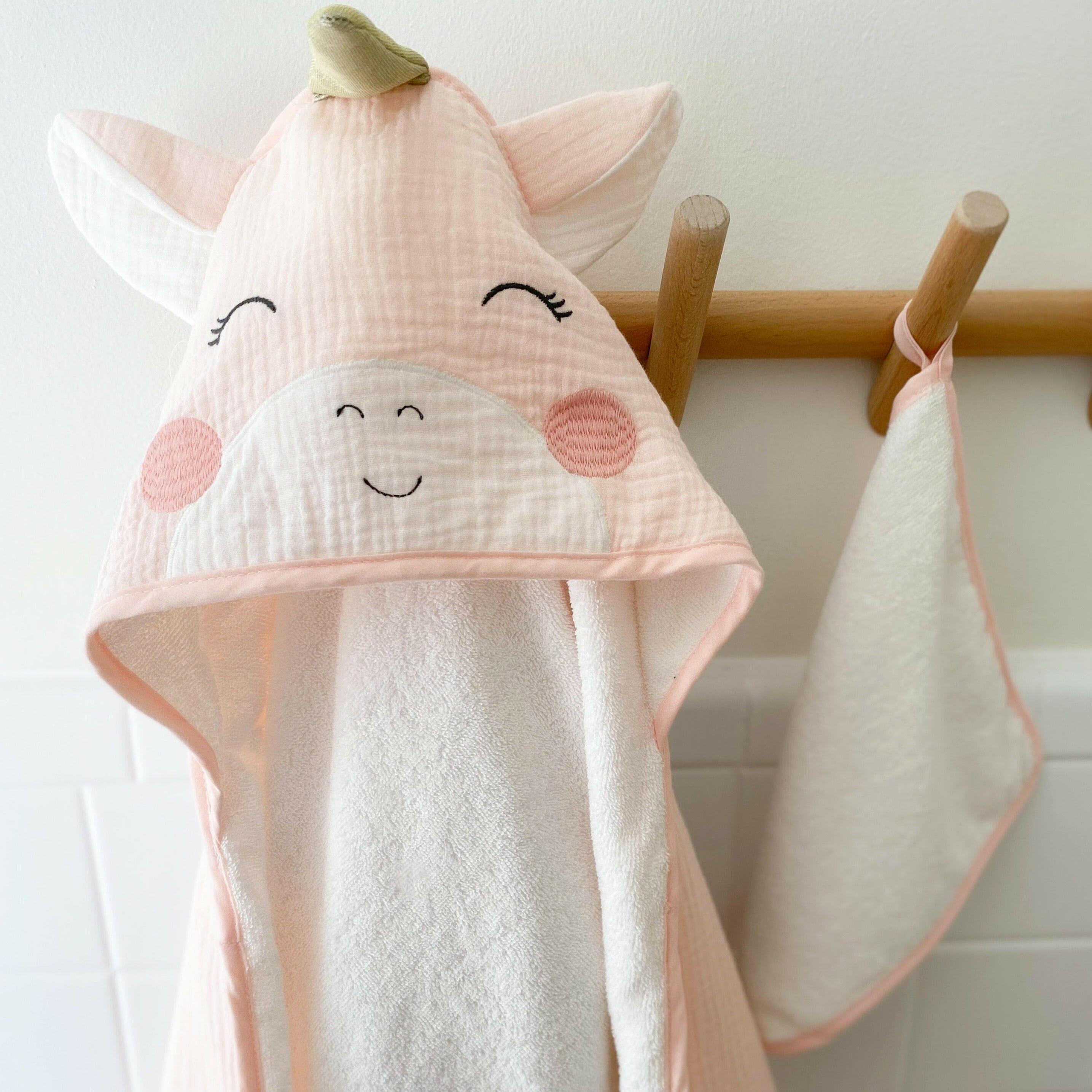 PETIT UNICORN TOWEL AND WASHCLOTH SET Hooded Bath Wraps MON AMI