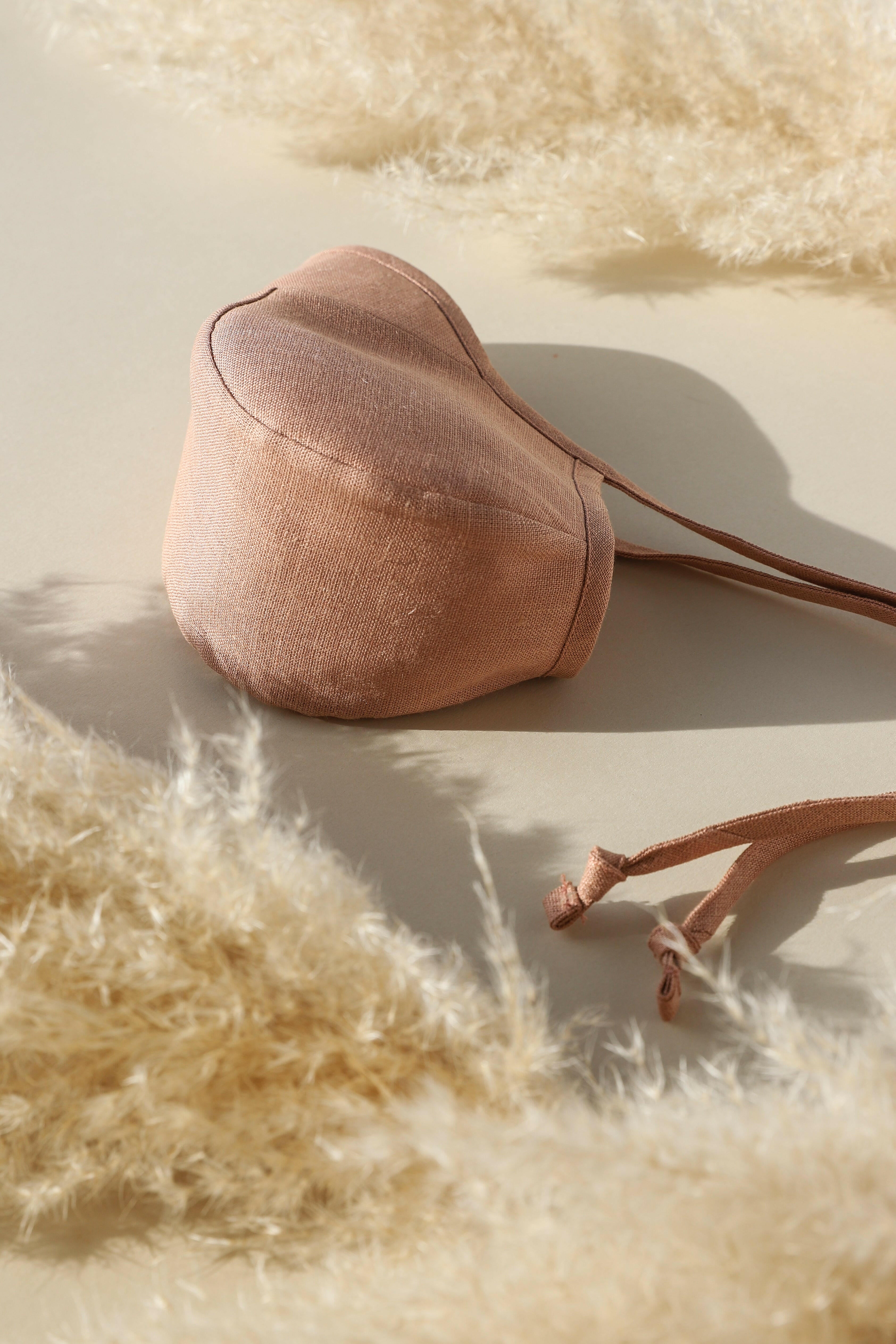 Brimmed Wren Linen Bonnet Cotton-Lined Bonnets Briar Baby®