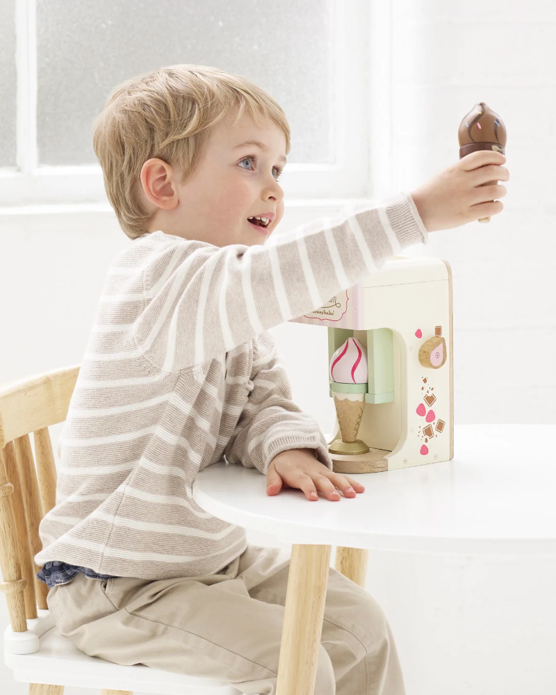 Le Toy Van Ice Cream Machine Pretend Play Le Toy Van