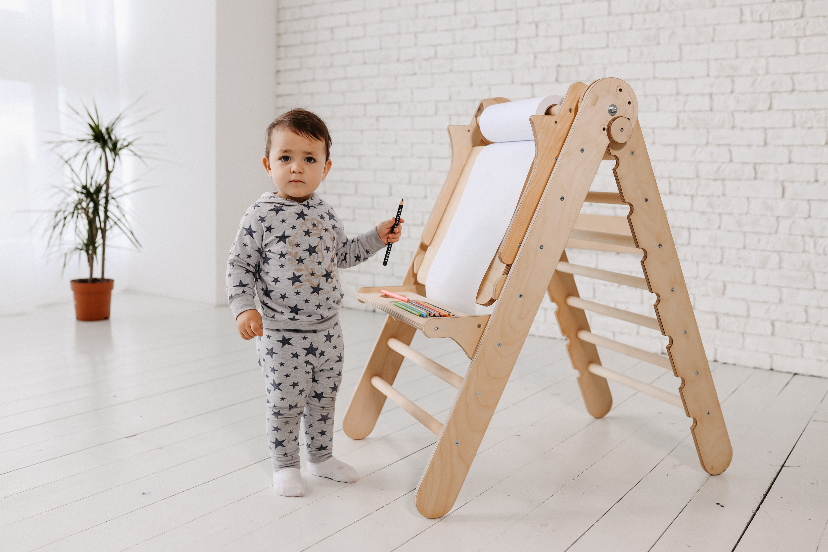 Art Addition to the Triangle Ladder Ladder Accessories Goodevas