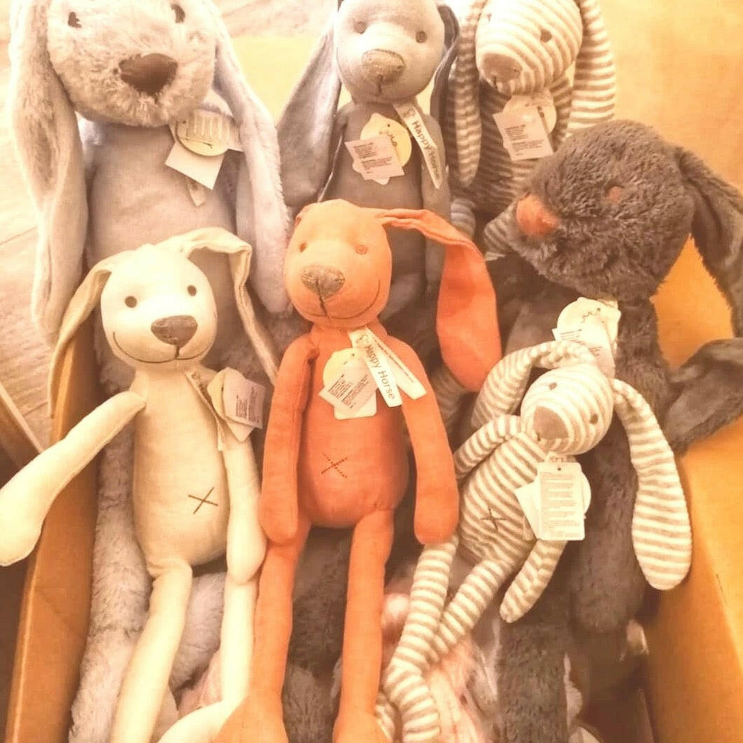 Linen Richie Rabbit by Happy Horse - Ivory Stuffies New Castle Classics