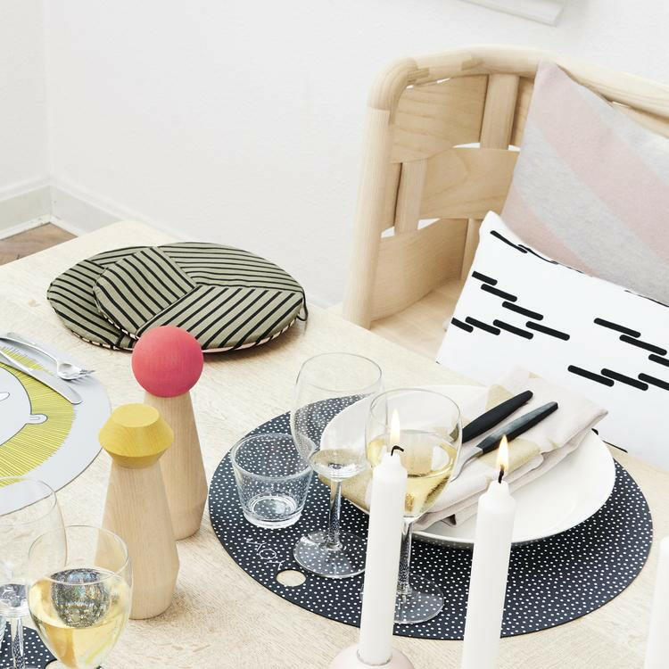 Placemat Dot - 2 Pcs/Pack - Dark Grey Feeding OYOY