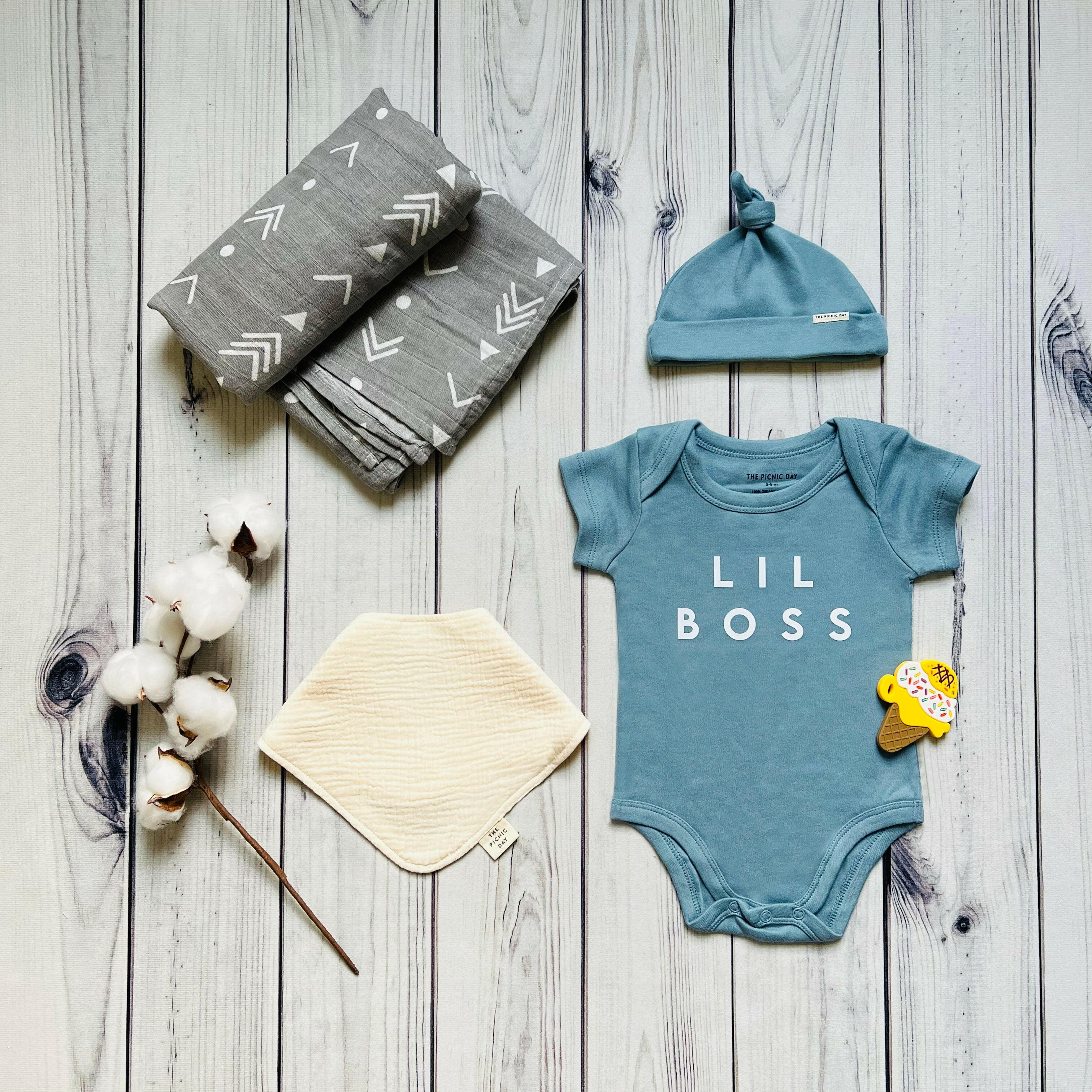 Lil Boss Organic Baby Gift Bundle Juniper Baby Gift Sets The picnic day
