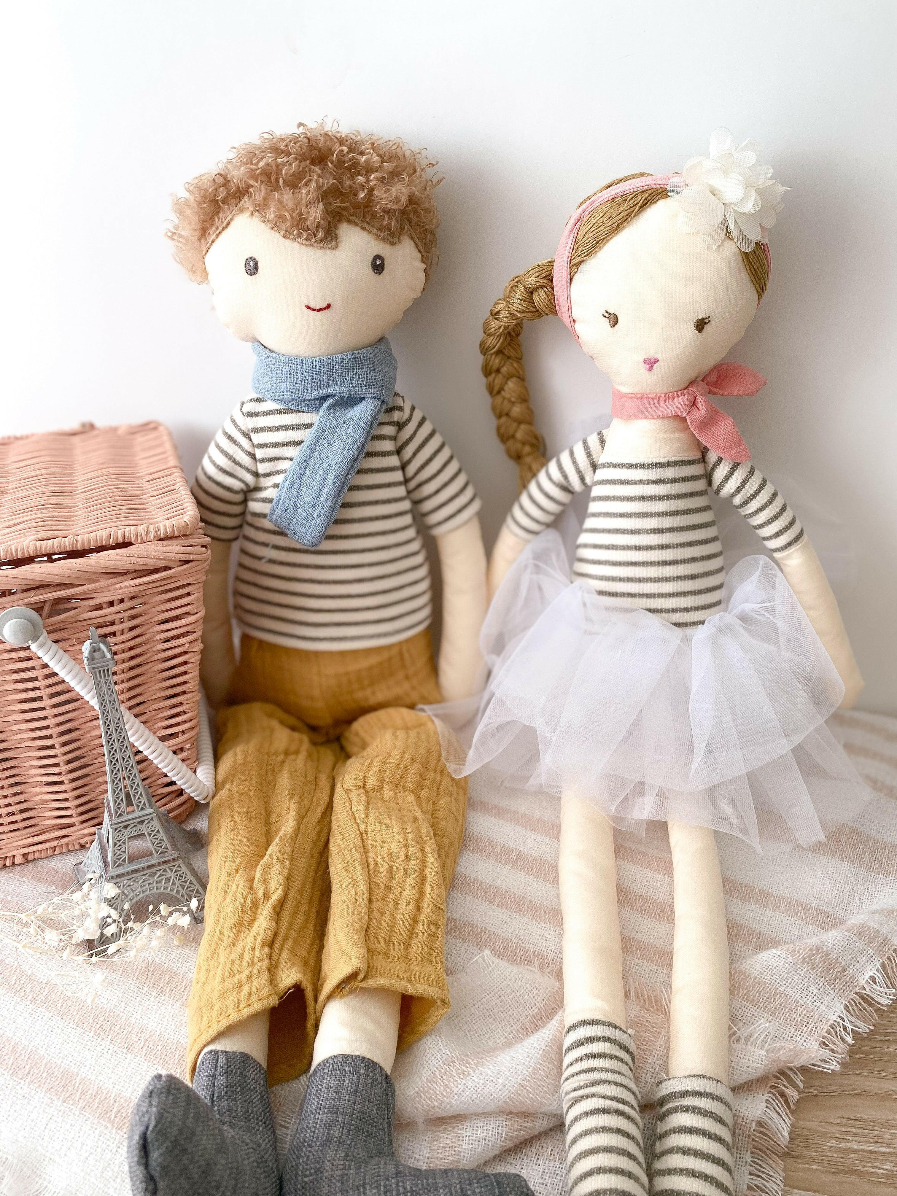 VIVIENNE PARISIAN DOLL Doll MON AMI