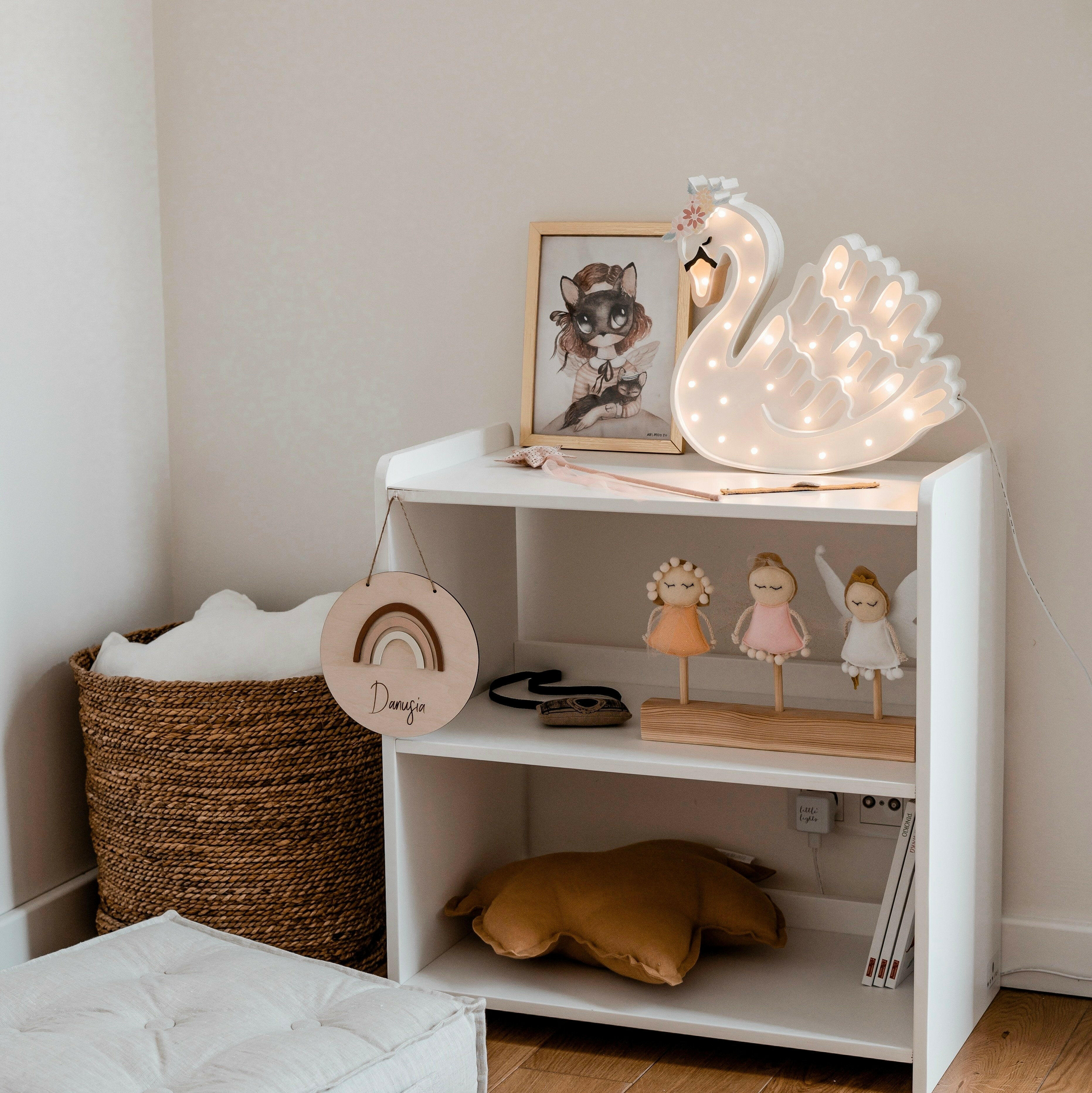 Little Lights Swan Lamp Little Lights US