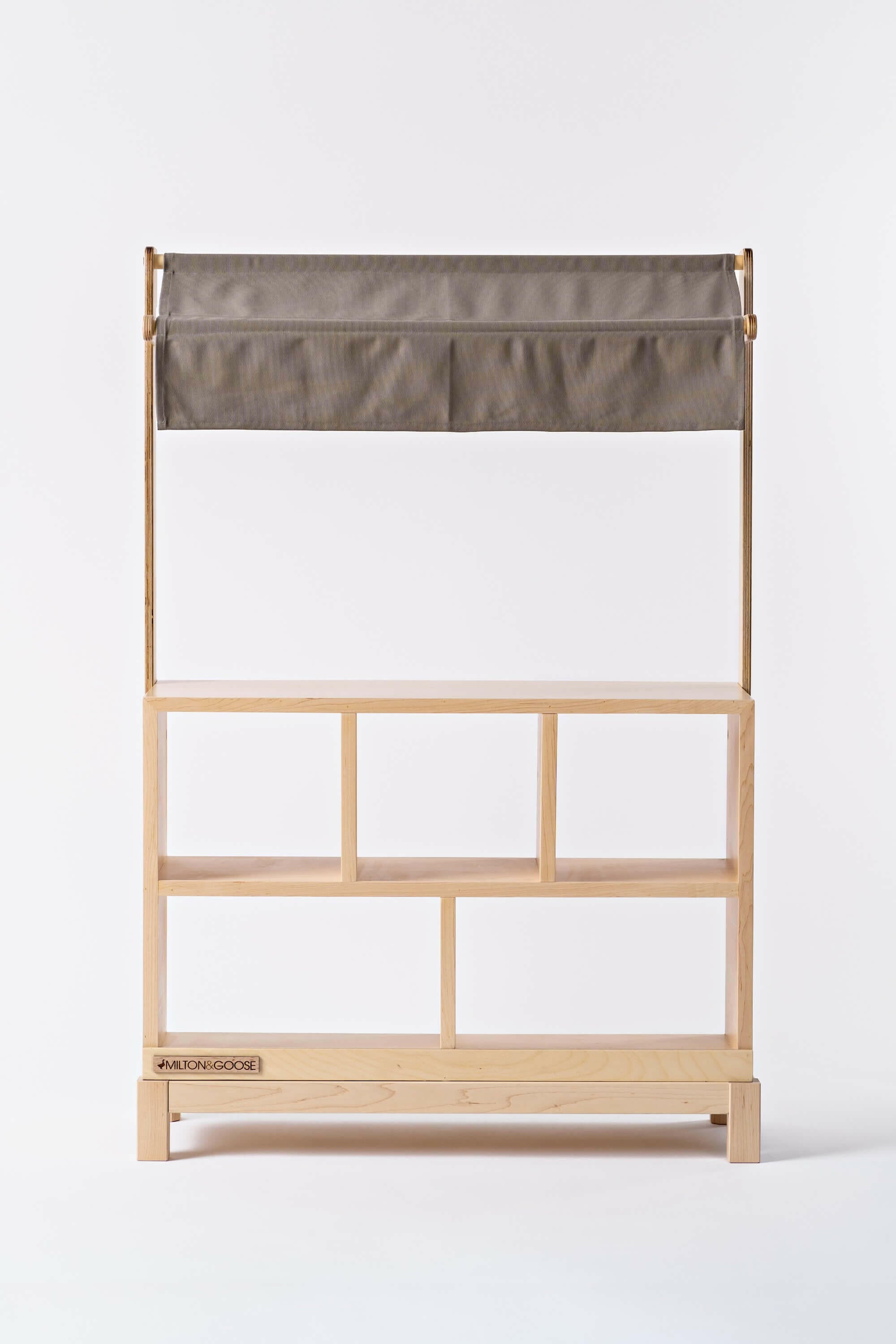 Market Stand Market Stand Milton & Goose Natural Dark Gray