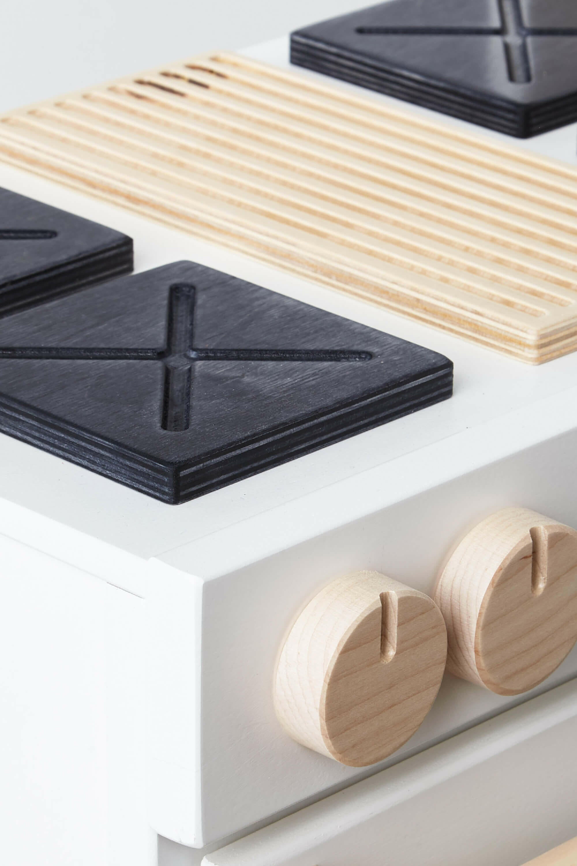 Essential Play Kitchen Play Kitchen Milton & Goose