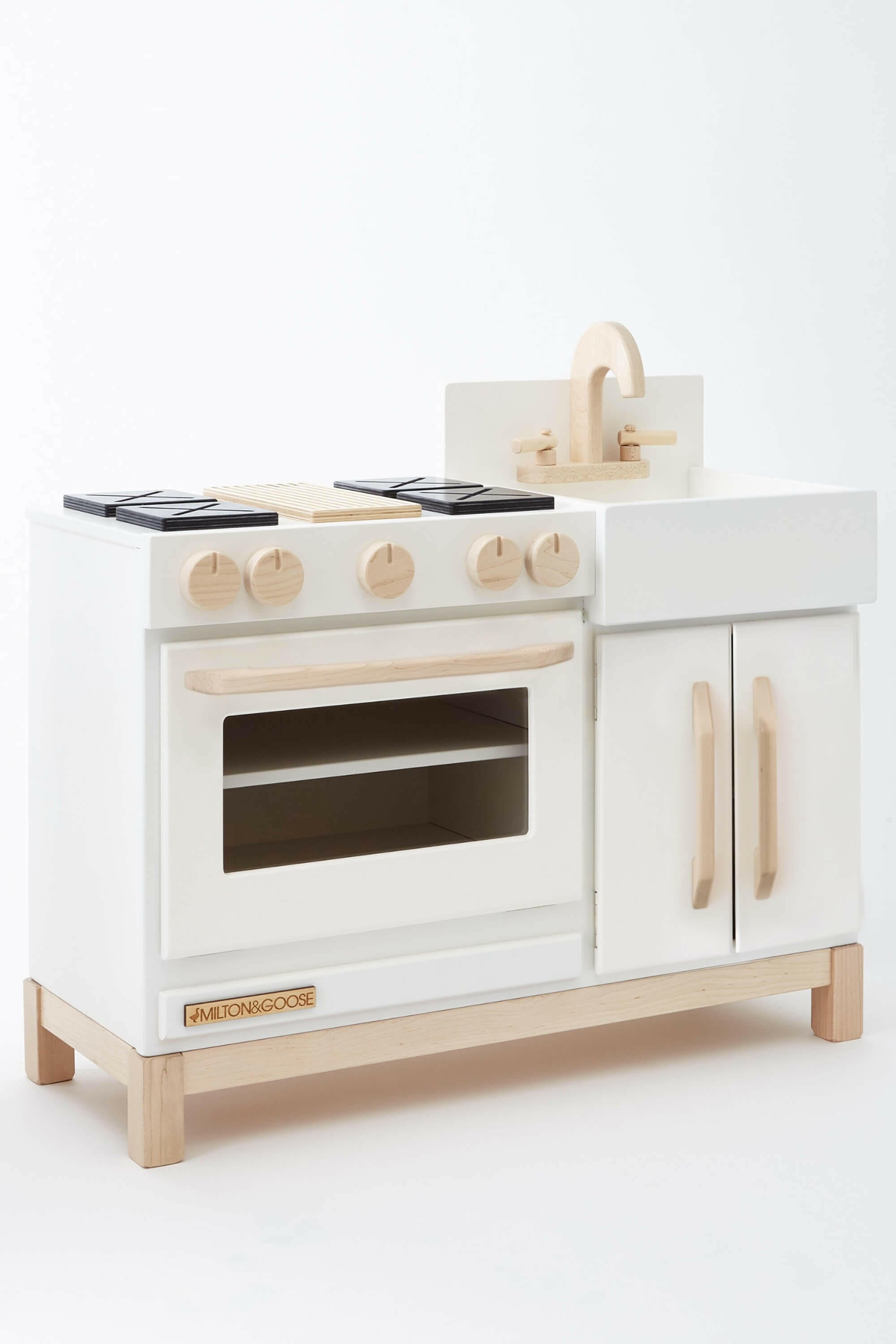 Essential Play Kitchen Play Kitchen Milton & Goose