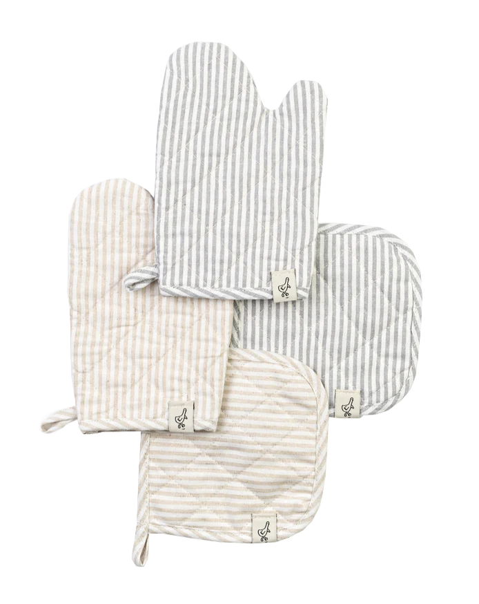 Milton & Goose Play Oven Mitt Set Tan