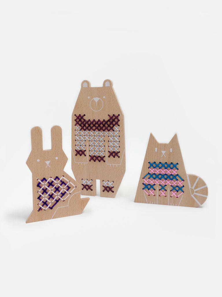Cross Stitch Friends – Rabbit Crafts Moon Picnic