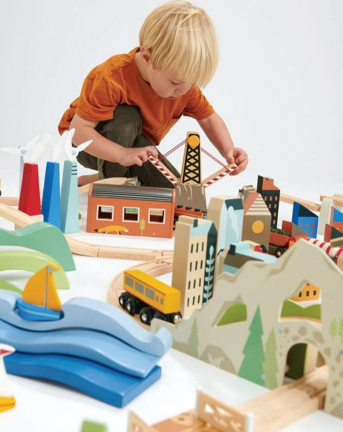 Mountain View Train Set Train Tender Leaf