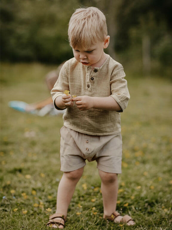 The Muslin Henley - Sand Clothing The Simple Folk