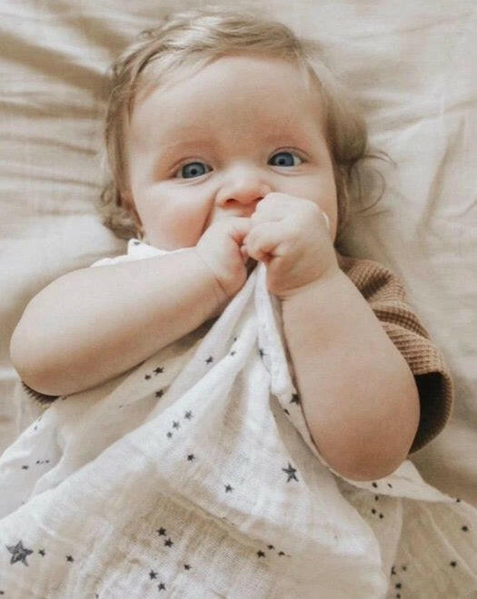 Muslin Swaddle Blanket Organic Cotton - Falling Stars Baby Essentials Mushie