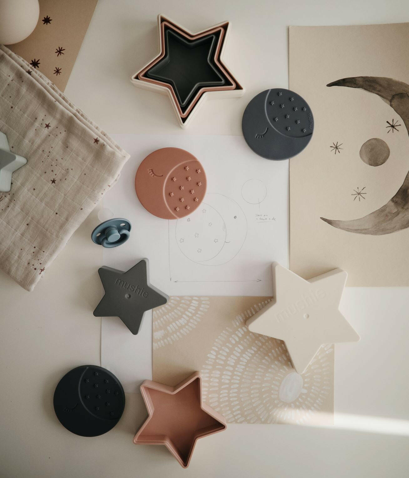 Nesting Stars Toy Baby Essentials Mushie