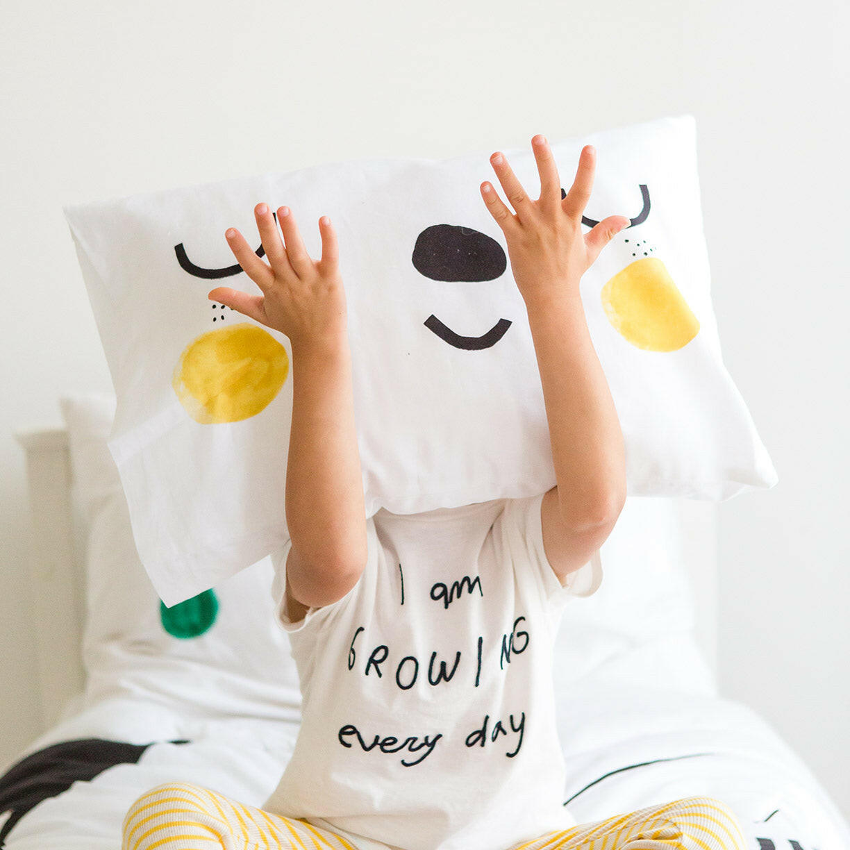 2-pack Happy Faces Standard Size Pillowcases Pillowcase Rookie Humans