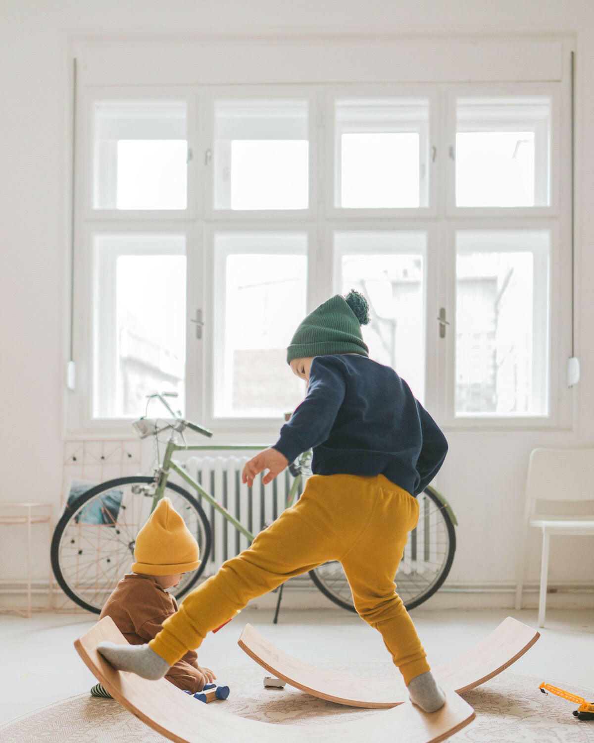Surfer | Balance Board Playroom Piccalio